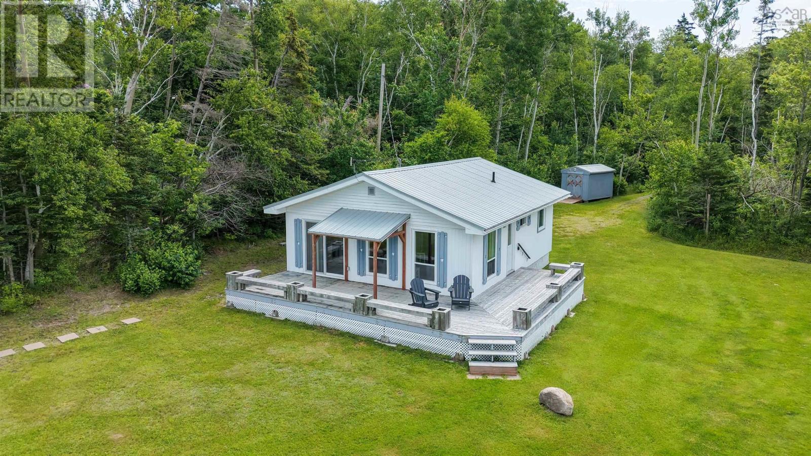61 Blaine MacKeil Road - 11