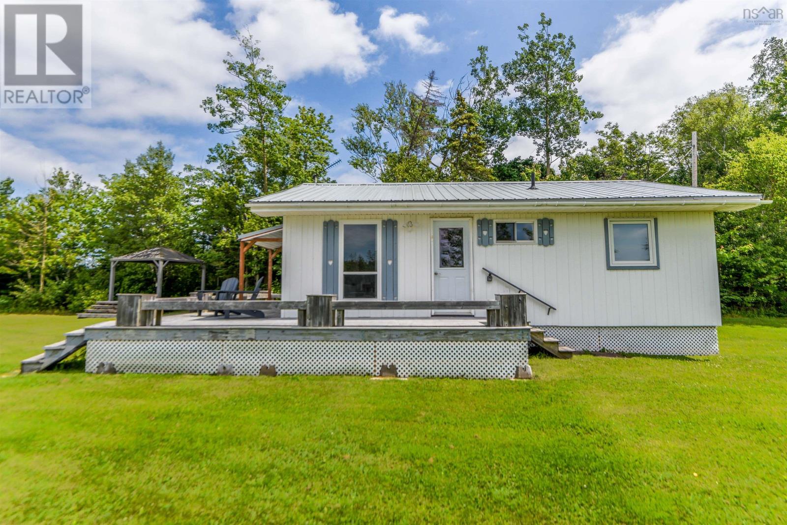 61 Blaine MacKeil Road - 4