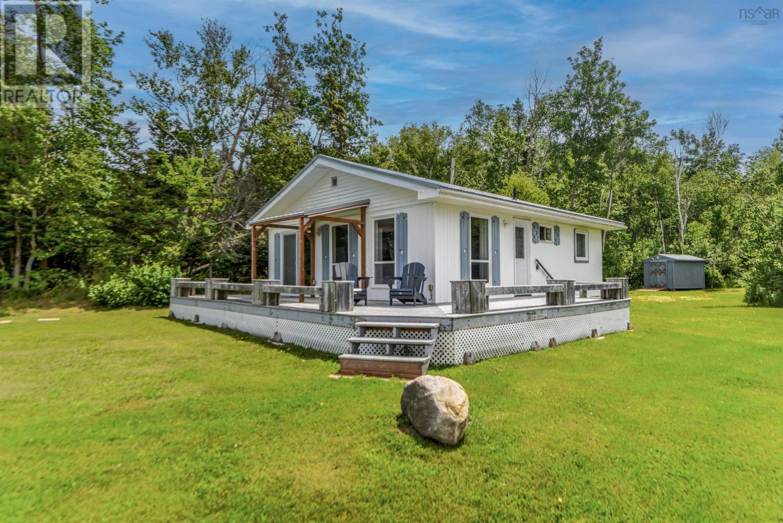 61 Blaine MacKeil Road - 2