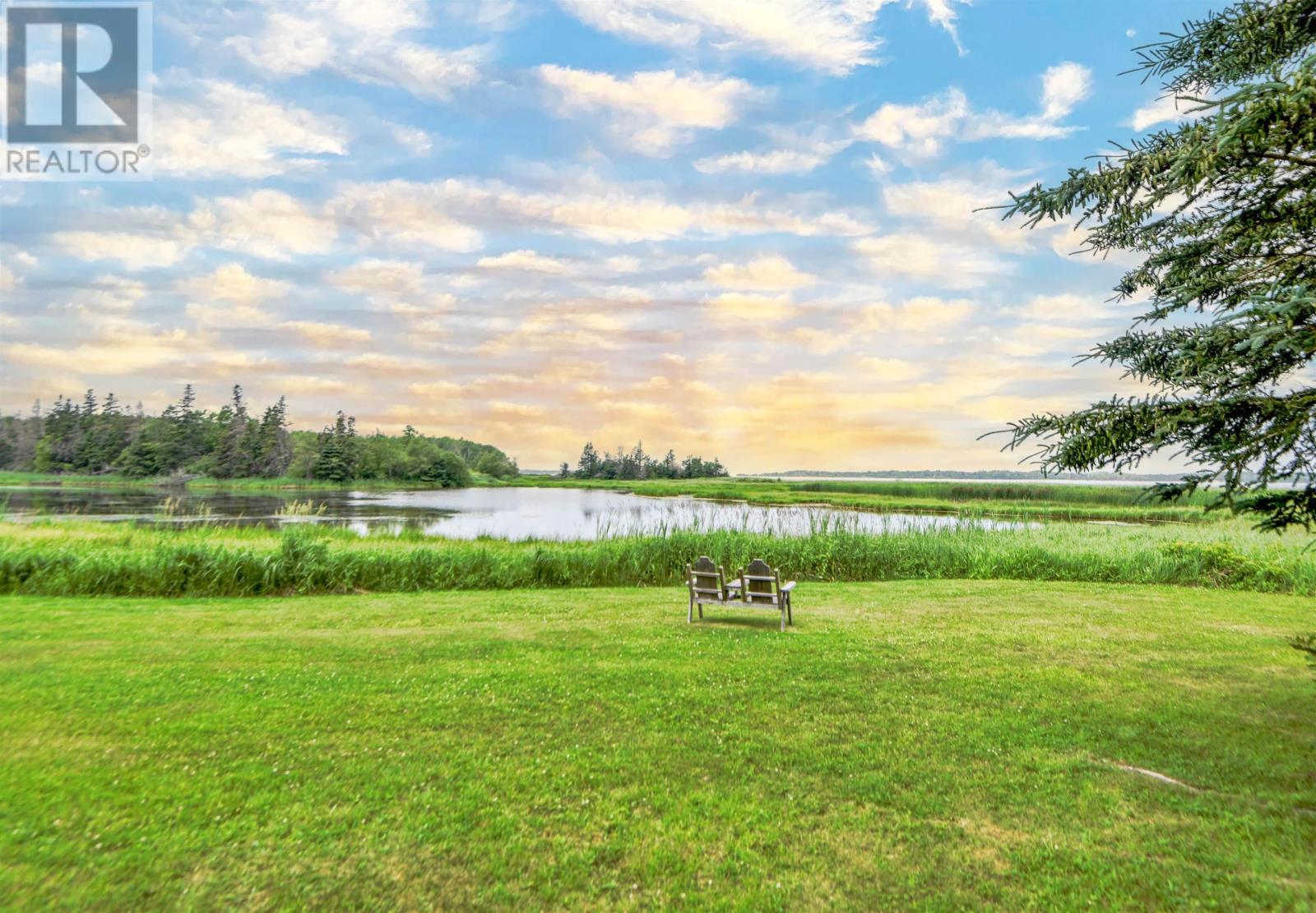61 Blaine MacKeil Road - 18