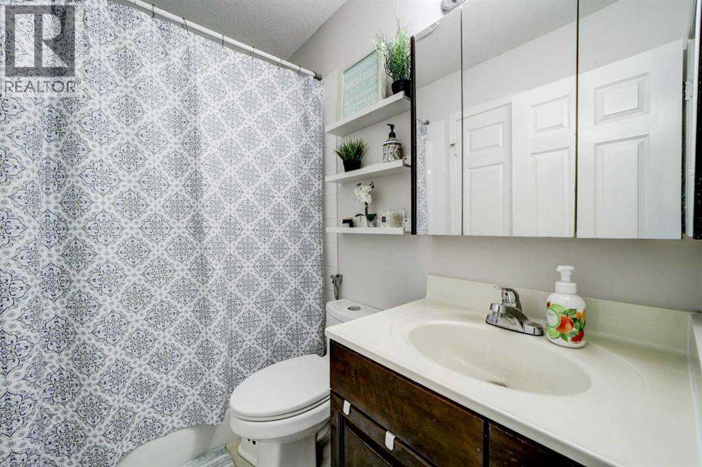 106 Peigan Court W - 14