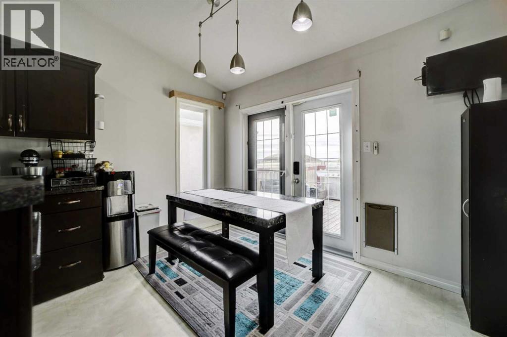 106 Peigan Court W — photo 10