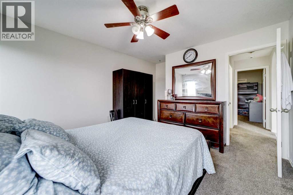 106 Peigan Court W - 16