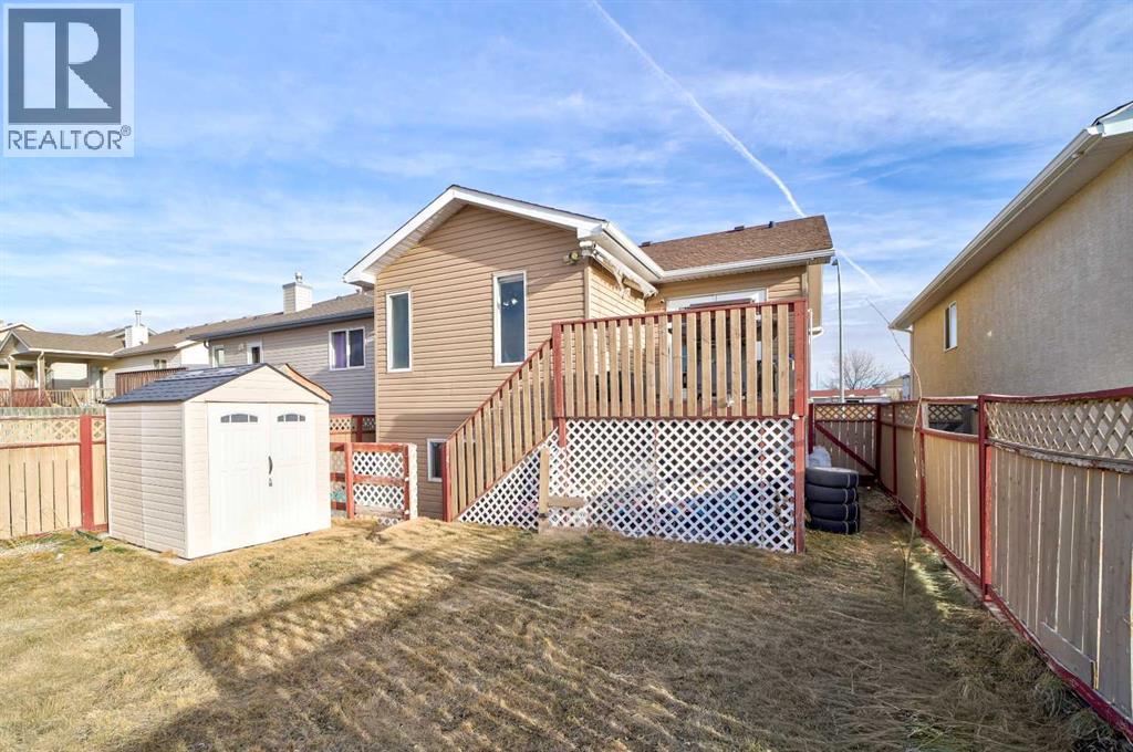 106 Peigan Court W - 28