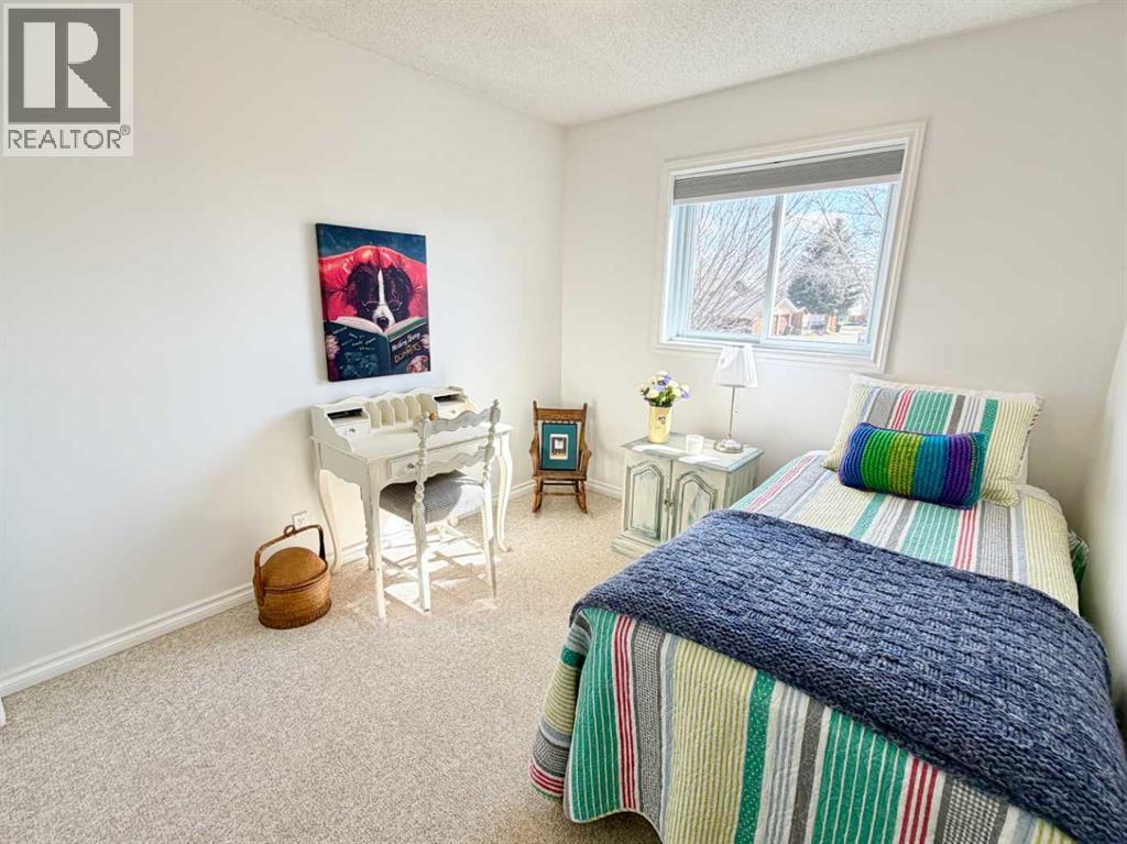 1004 13 Street SE - 17