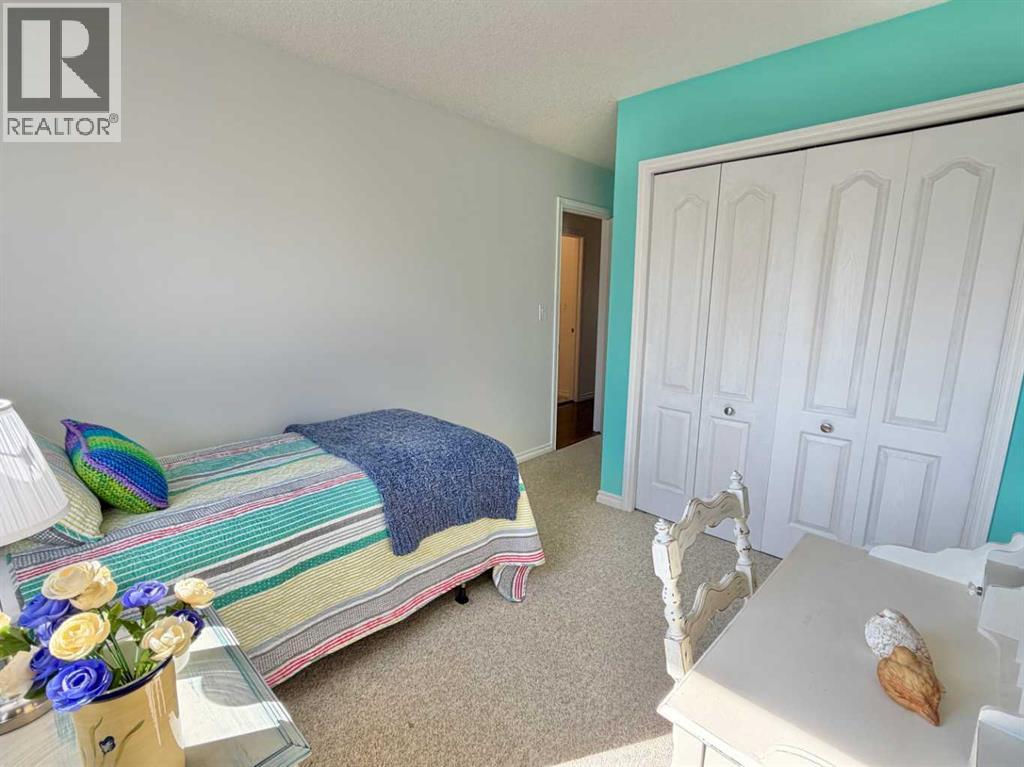 1004 13 Street SE - 18