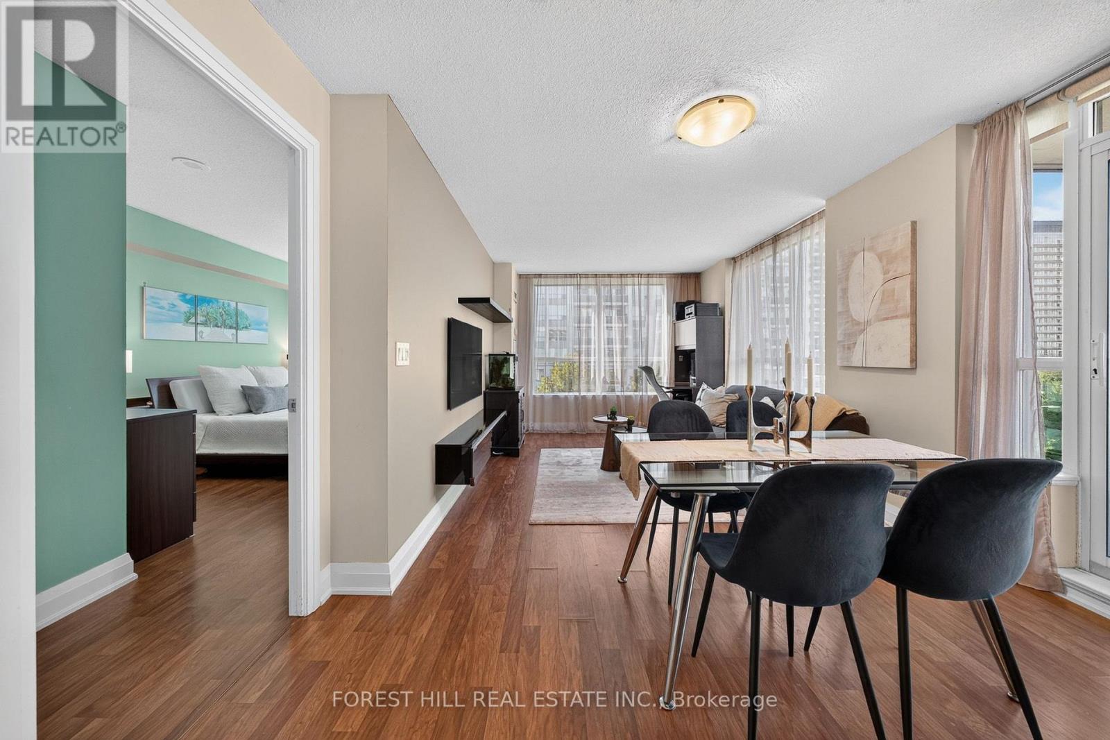 #514 20 NORTH PARK ROAD - 15