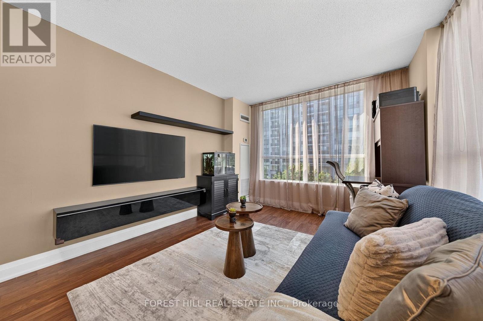 #514 20 NORTH PARK ROAD - 18