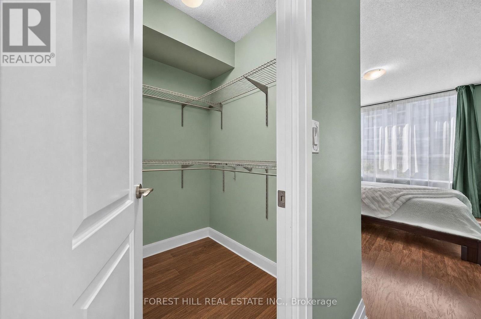 #514 20 NORTH PARK ROAD - 25