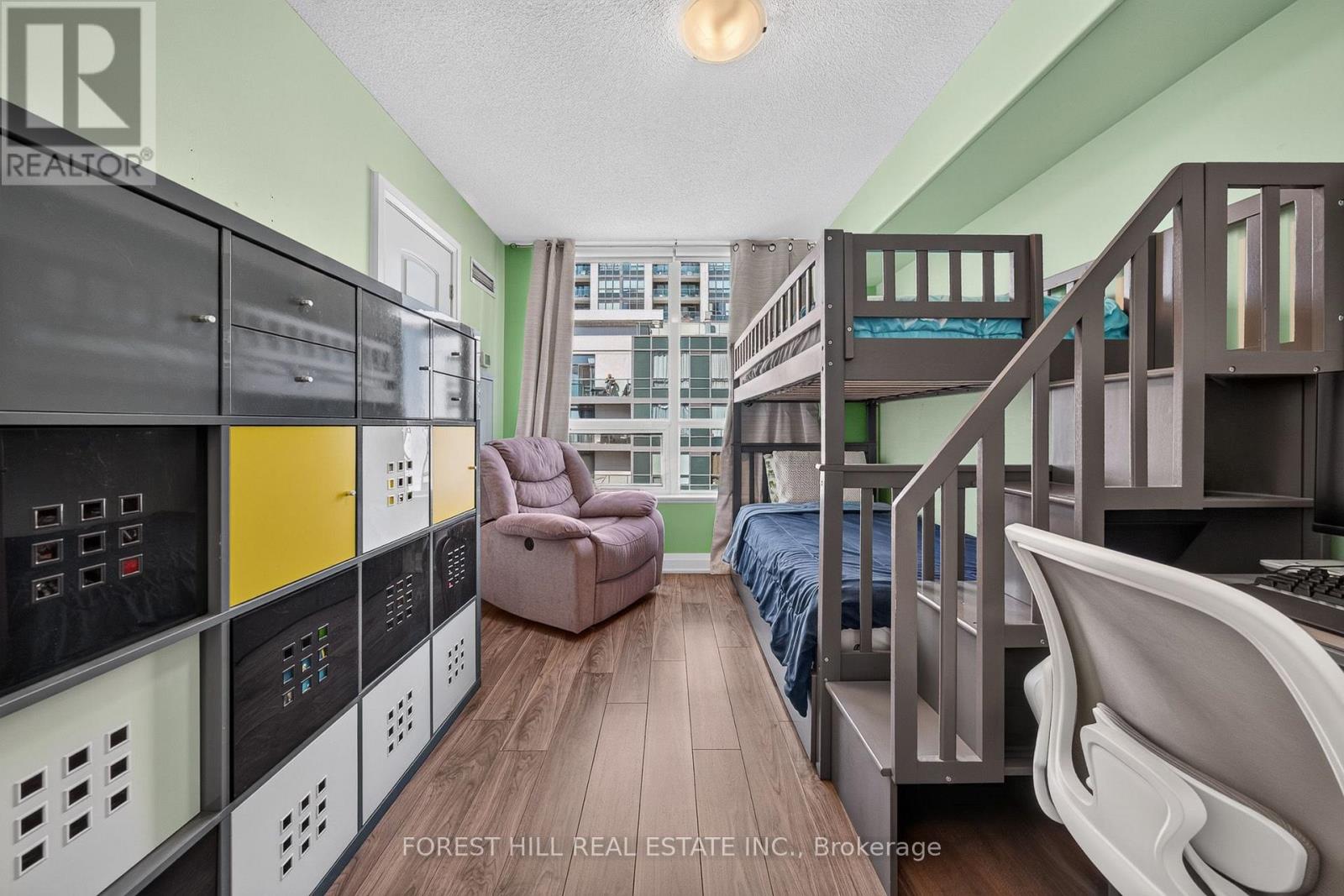 #514 20 NORTH PARK ROAD - 28