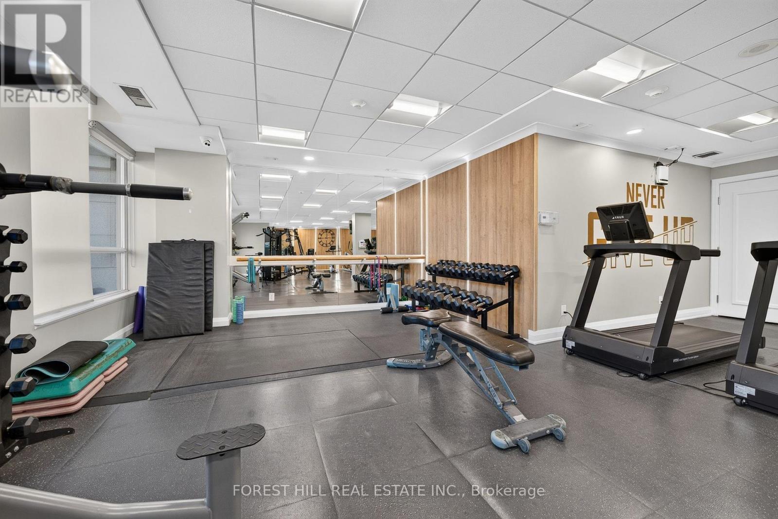 #514 20 NORTH PARK ROAD - 32