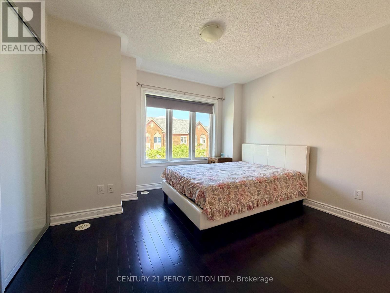 #TH6 225 SOUTH PARK ROAD - Image 25