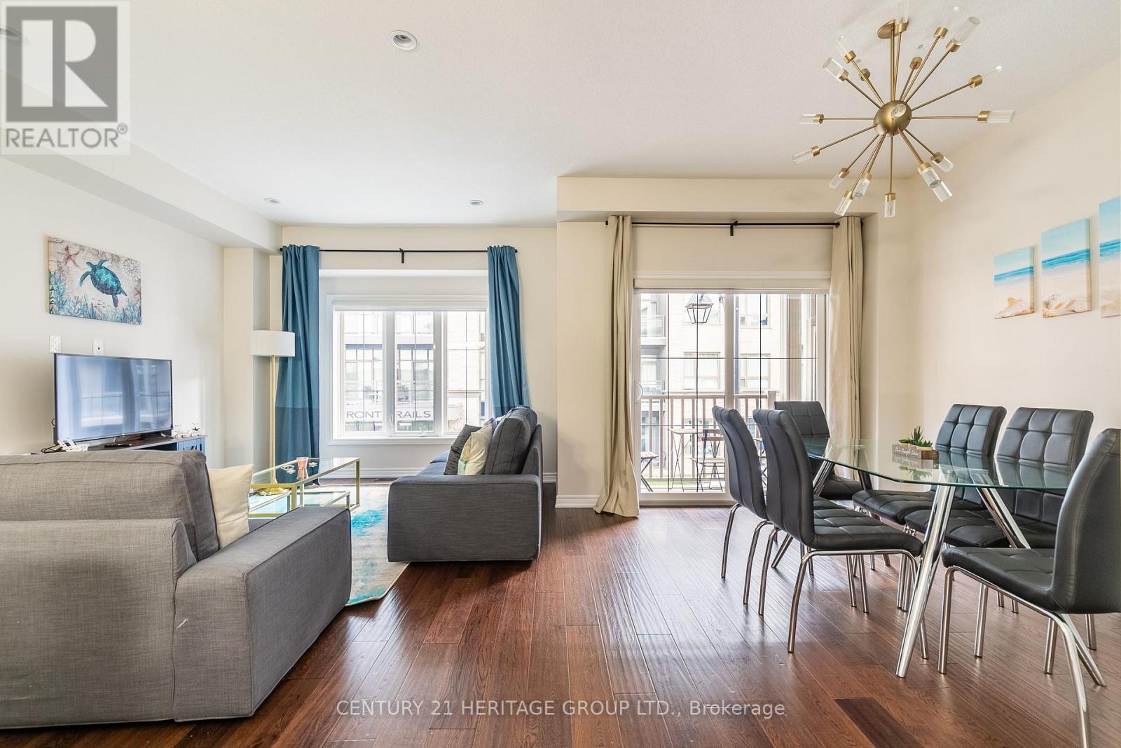 38 SOUTHSHORE CRESCENT - 6
