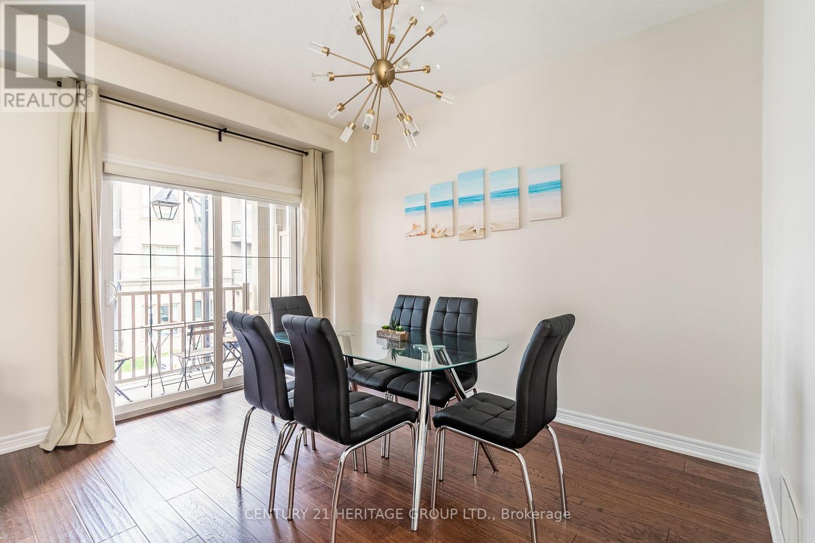38 SOUTHSHORE CRESCENT - 8