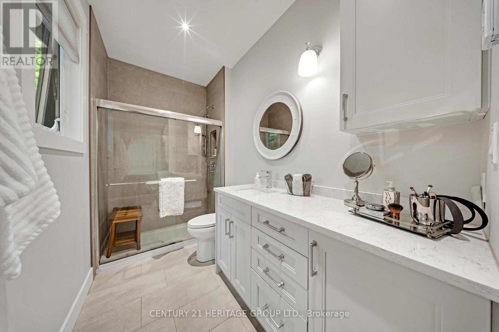 46 GODDARD CRESCENT - 21