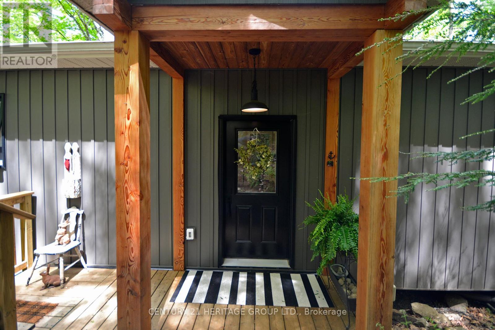 46 GODDARD CRESCENT - 8