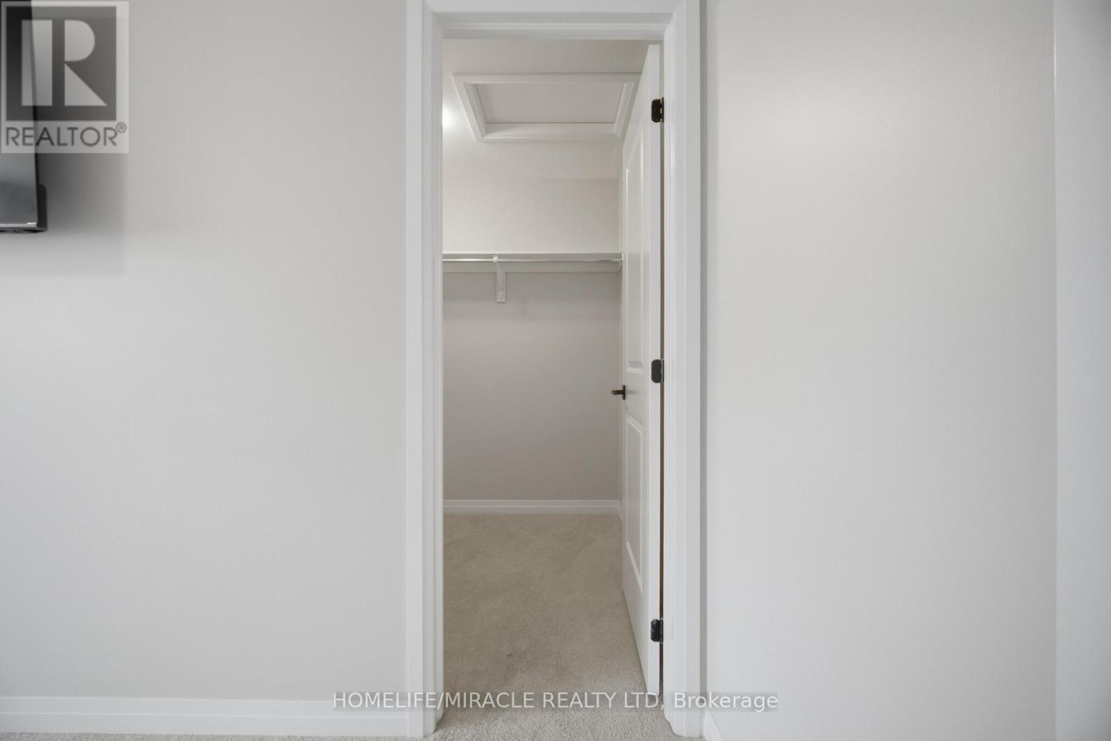 153 SANDERS ROAD - 26