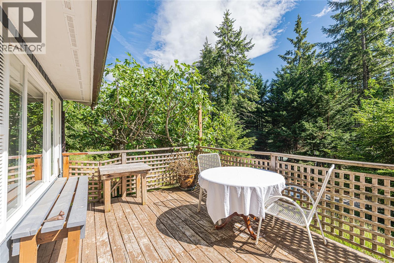 201 Harrison Ave - Image 9