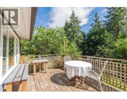 201 Harrison Ave, Salt Spring, BC V8K2N3 Photo 9