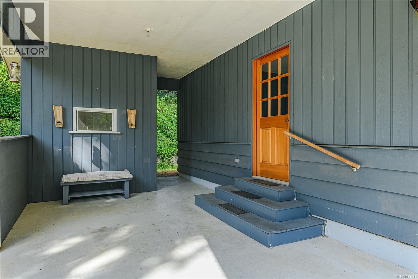 201 Harrison Ave - Image 11