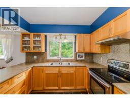 201 Harrison Ave, Salt Spring, BC V8K2N3 Photo 20