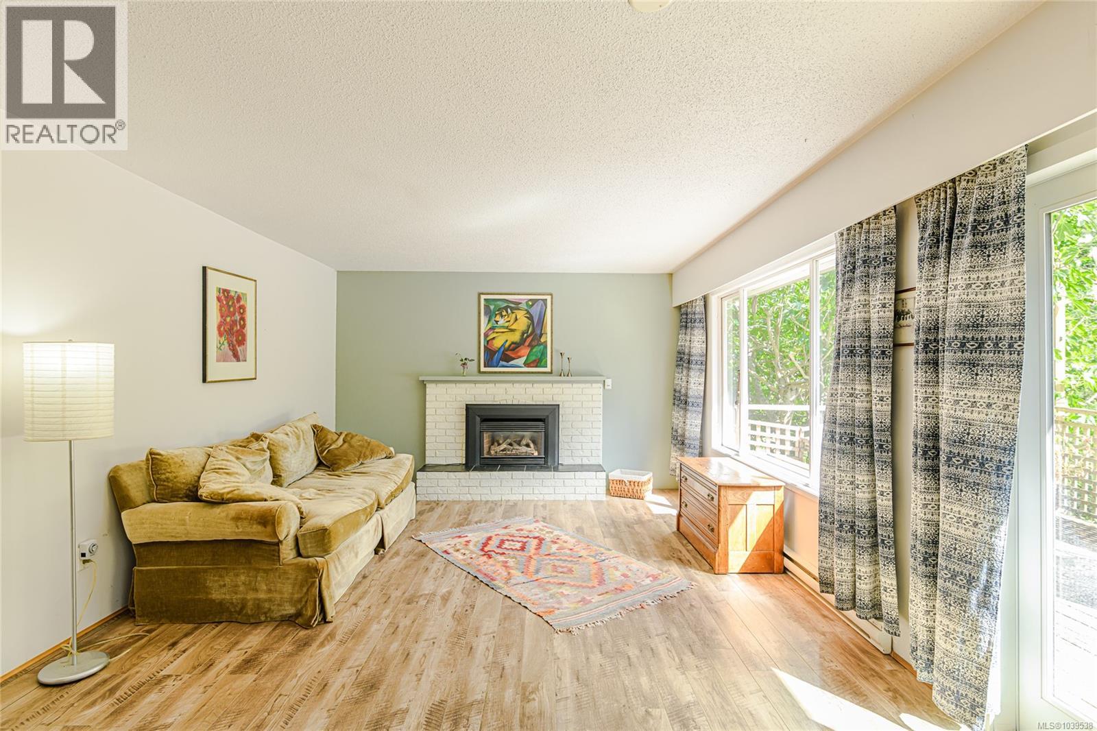 201 Harrison Ave - 14