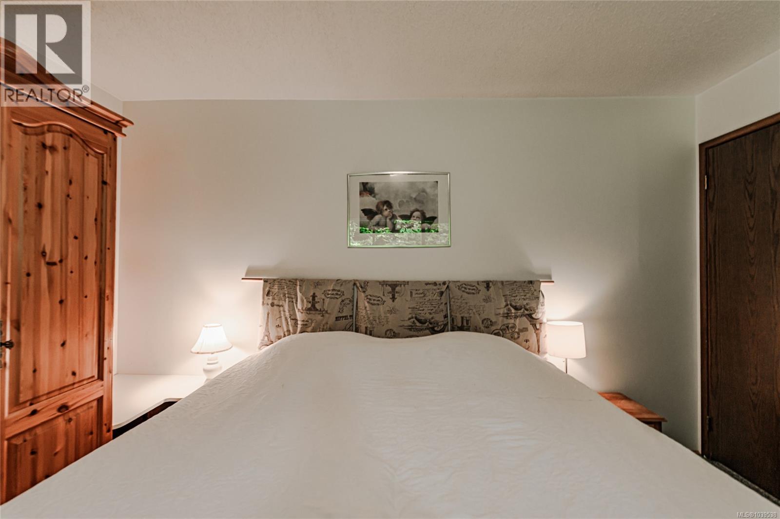 201 Harrison Ave - Image 25
