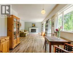 201 Harrison Ave, Salt Spring, BC V8K2N3 Photo 23