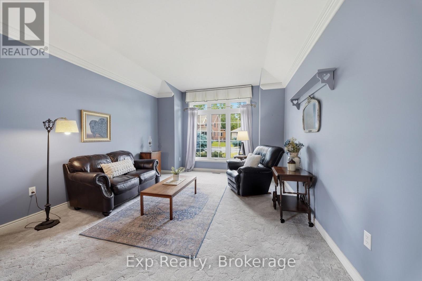 121 SIMCOE STREET - 19