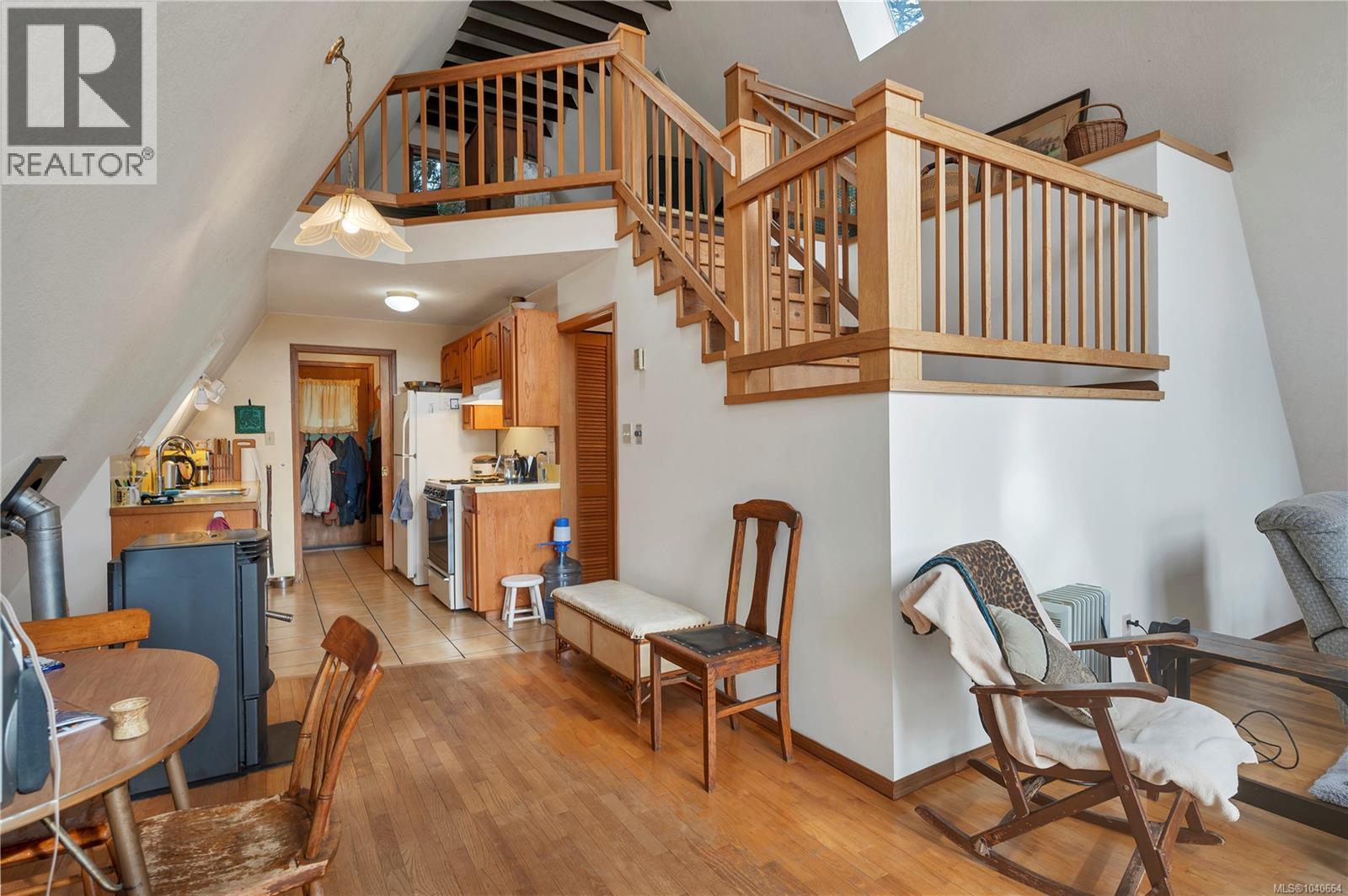4324 Macaulay Rd - 8
