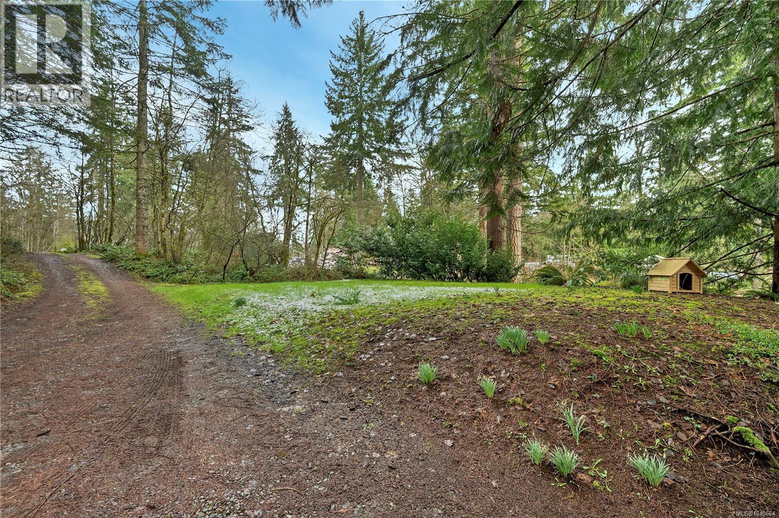 4324 Macaulay Rd - 39