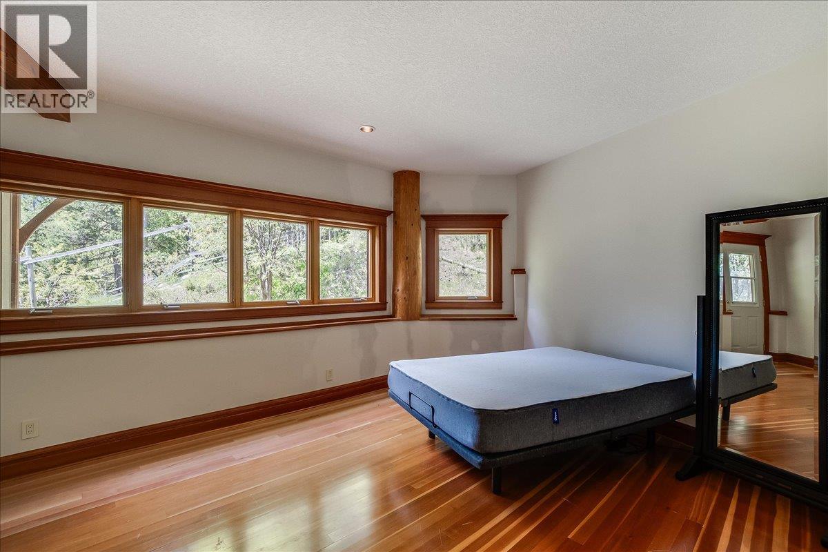 1732 Zwicky Road - 44