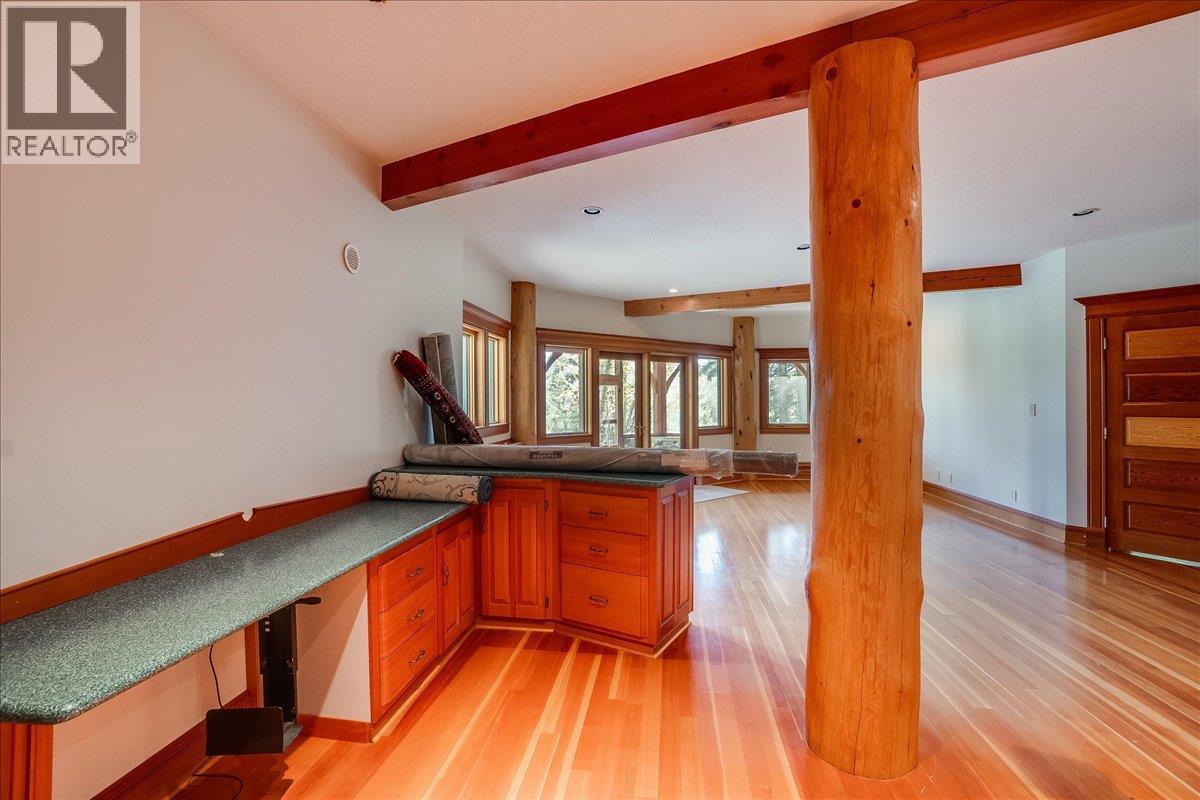 1732 Zwicky Road - 53