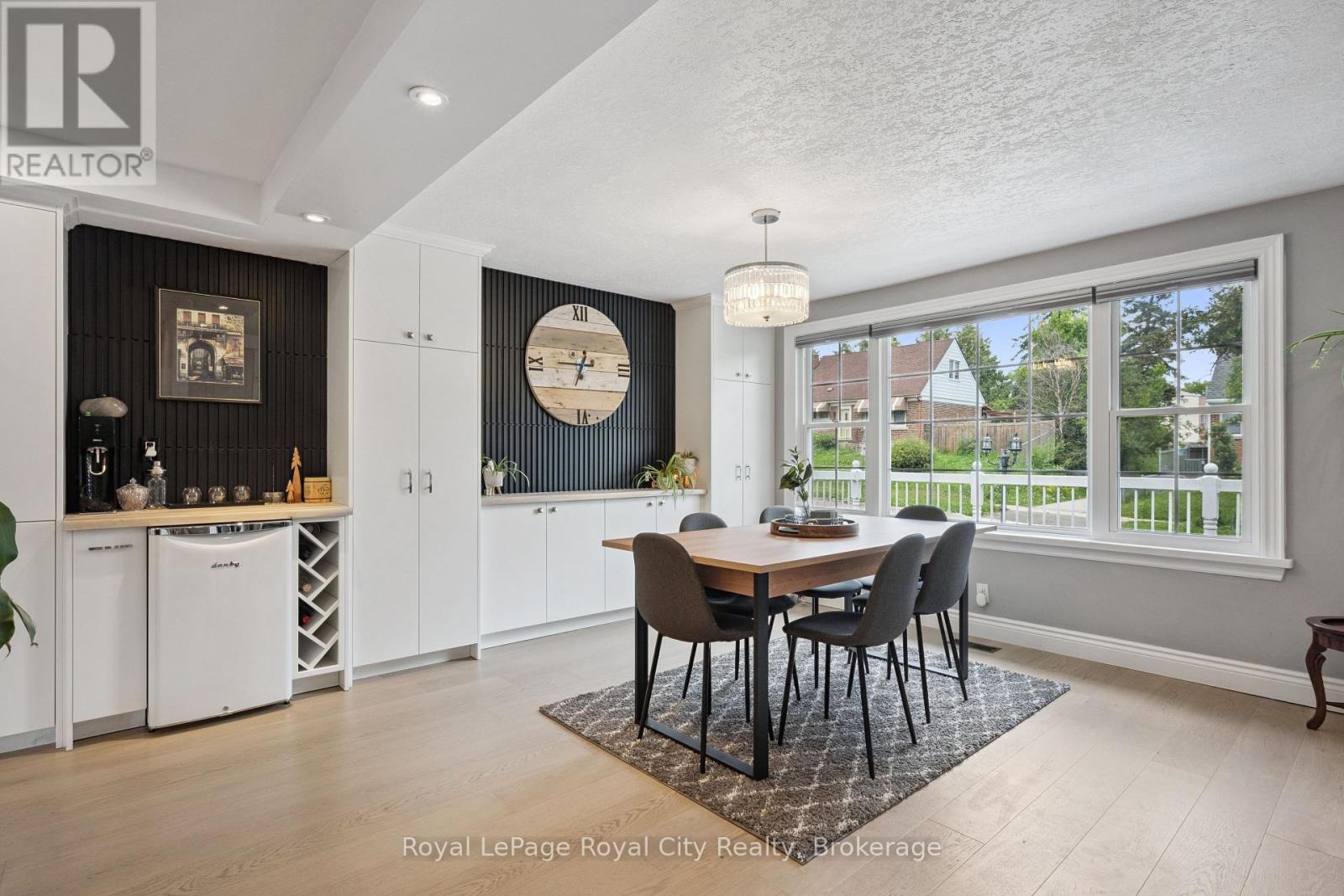 8 ROSEWOOD AVENUE - 11