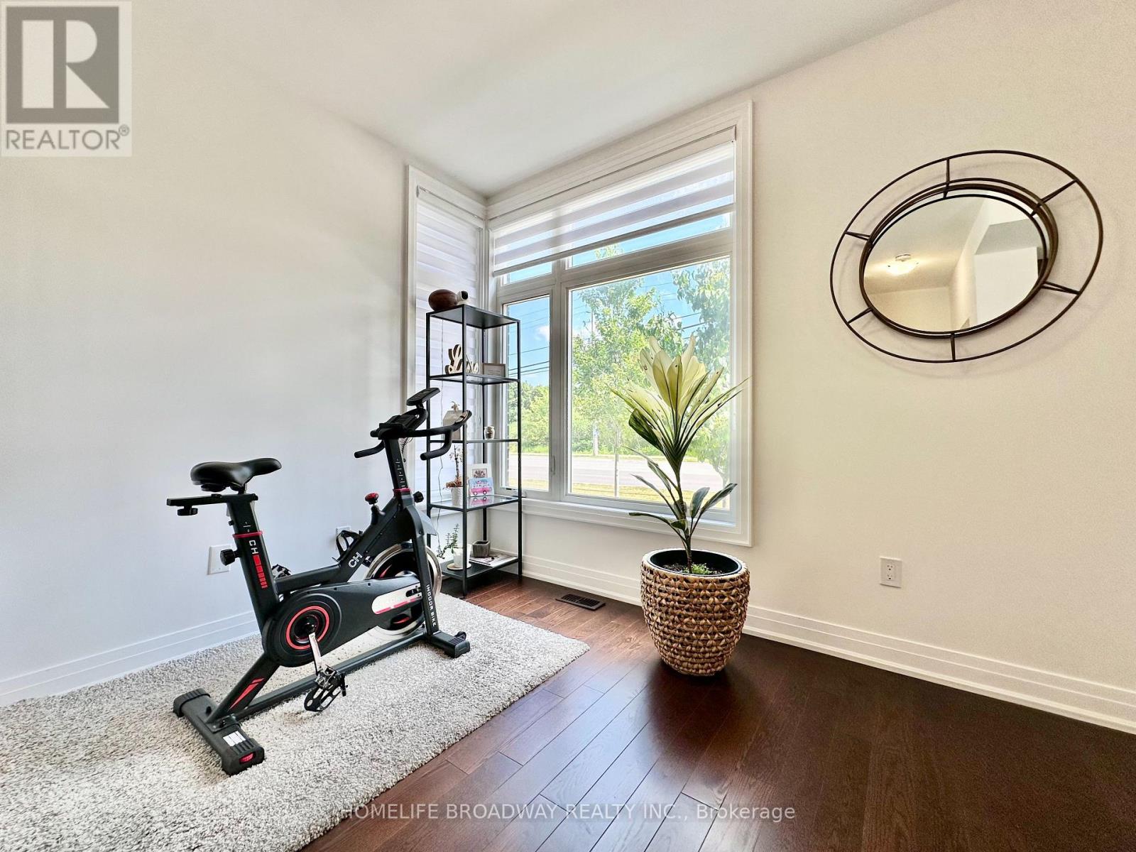 300 KING ROAD - 40