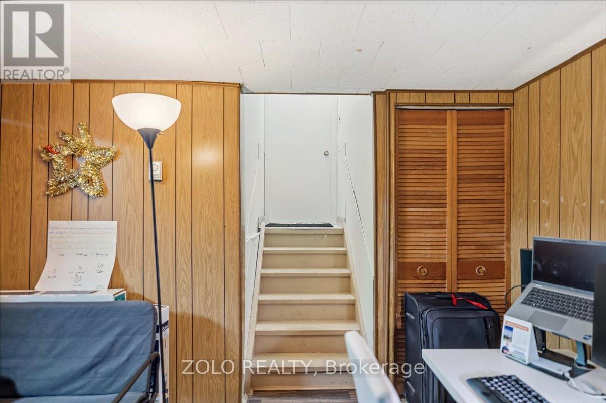 98 DARRAS COURT - 29