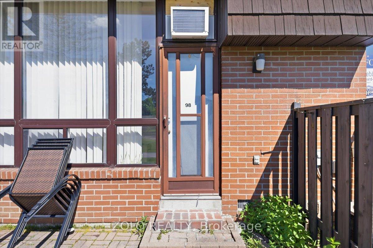 98 DARRAS COURT - 34