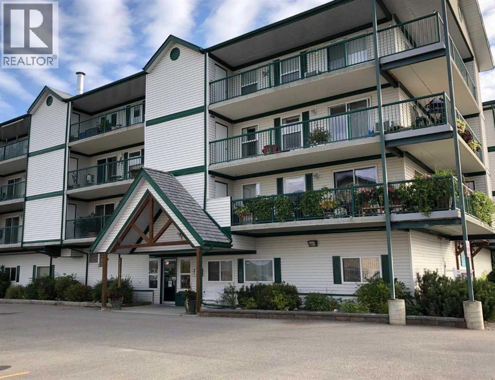 #407 228 Pembina Avenue - 1