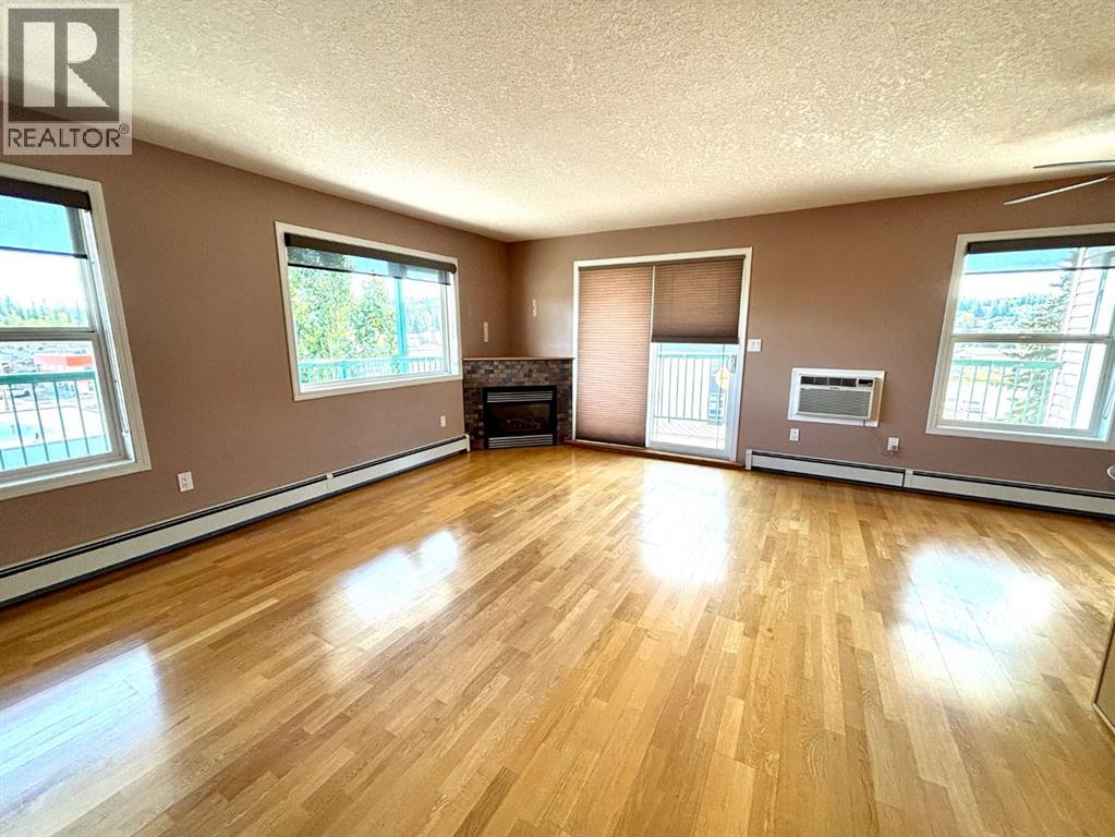 #407 228 Pembina Avenue - 2