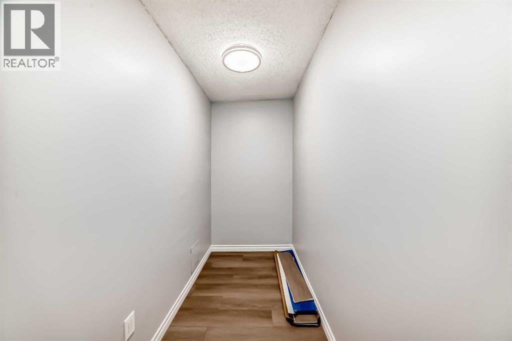 #309 924 14 Avenue SW - 33