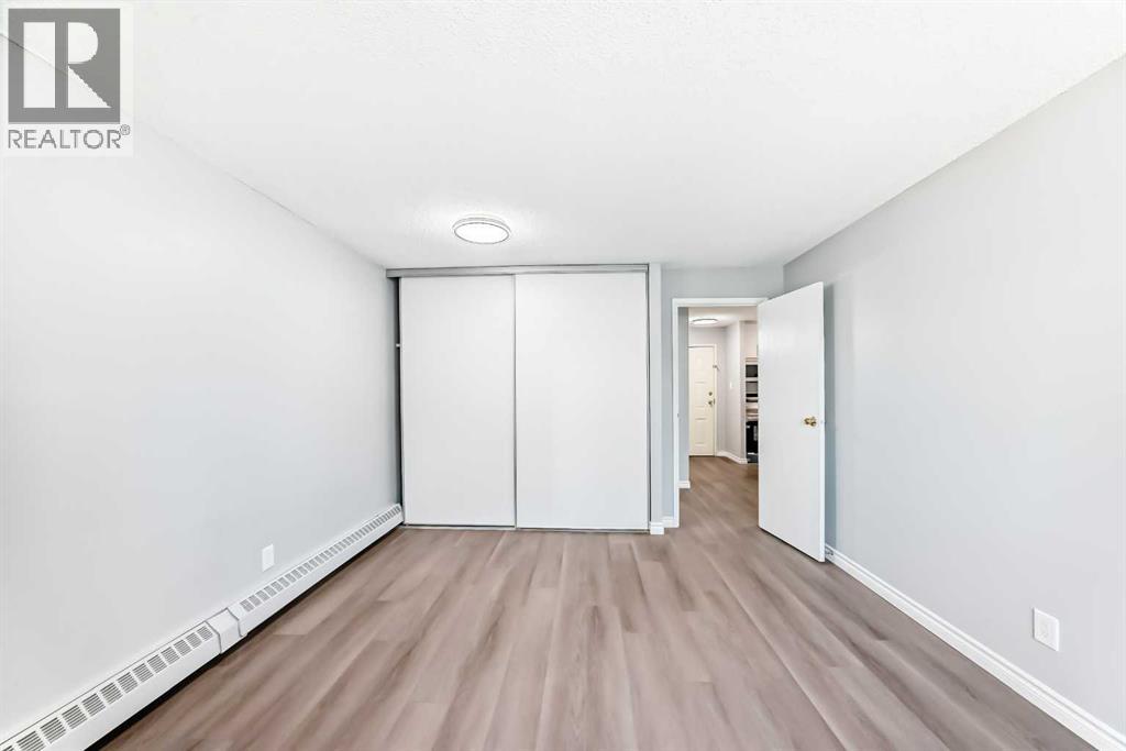 #309 924 14 Avenue SW - 24
