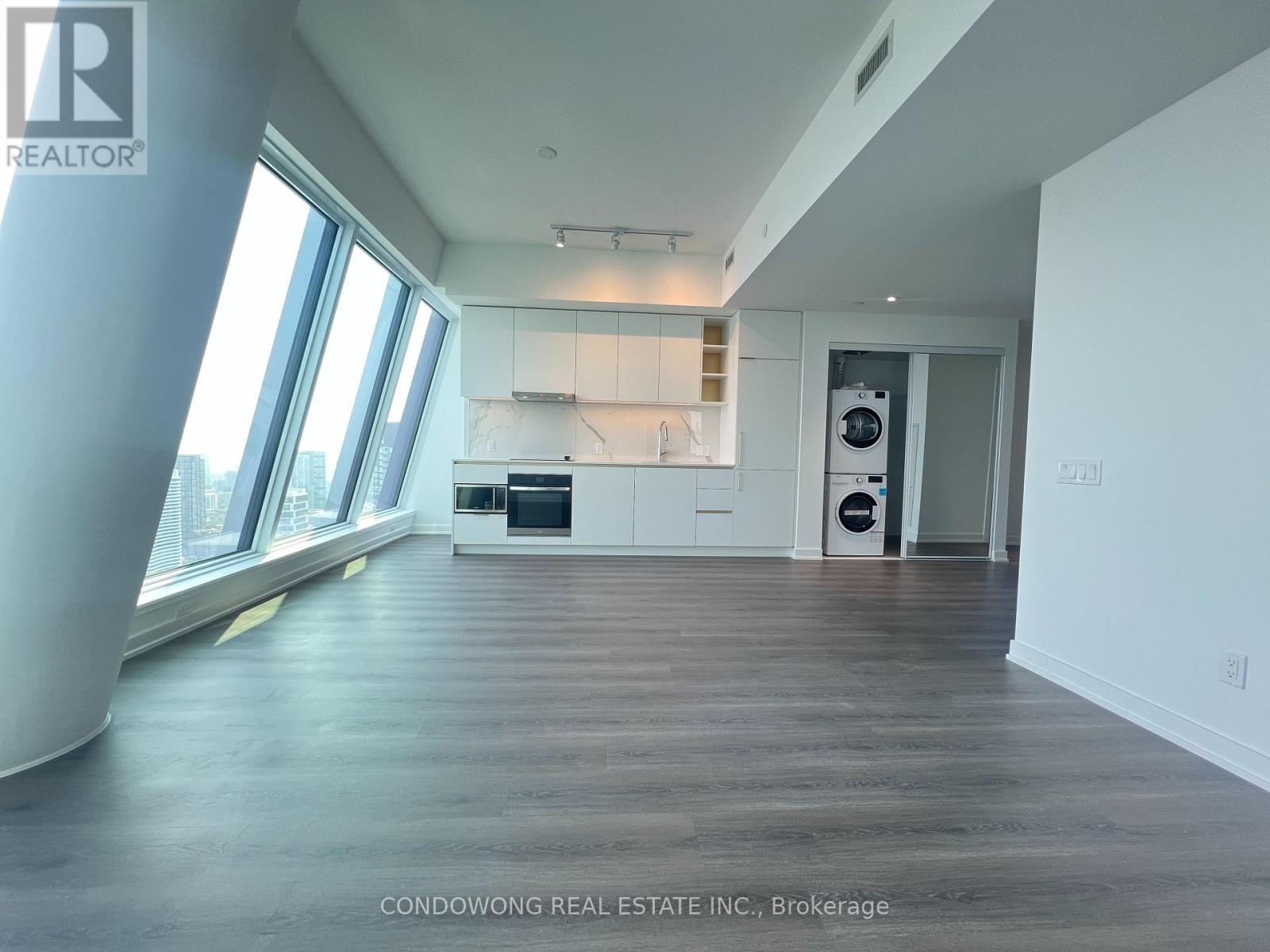 Photo of 8 Wellesley Street