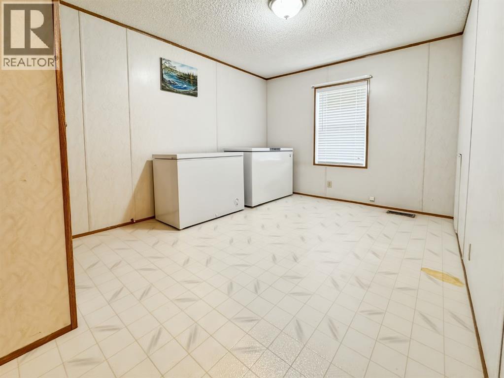 4524 47 Avenue - 22