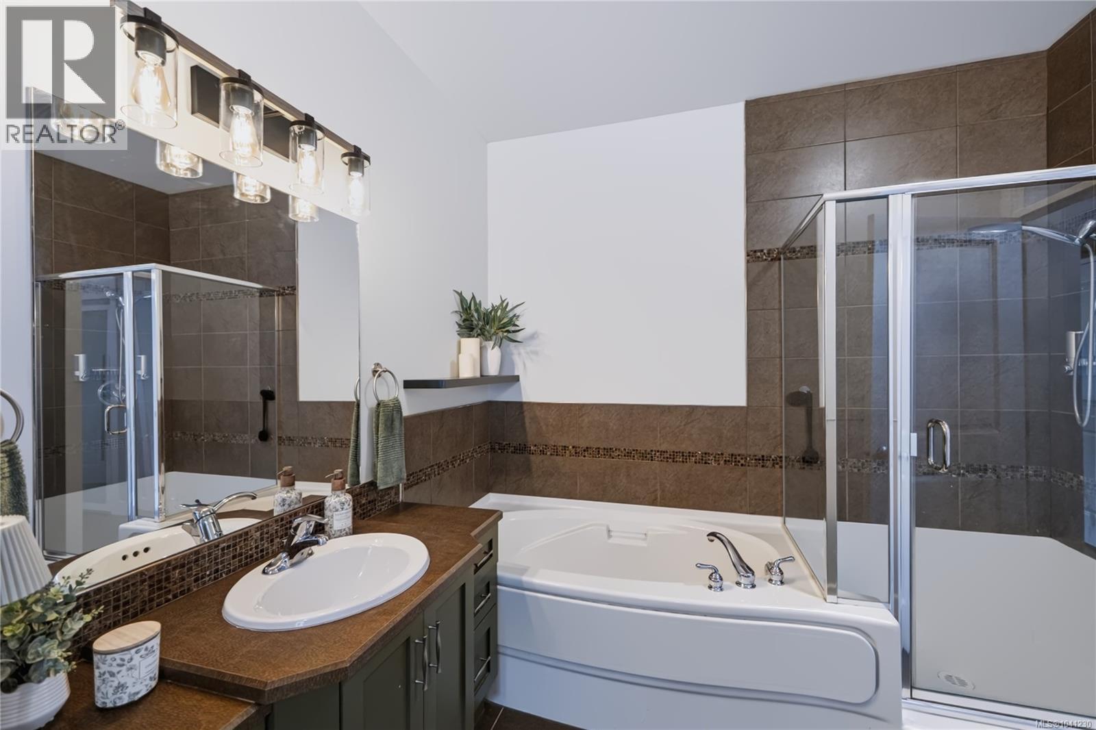 #401 3226 Jacklin Rd SE - 18