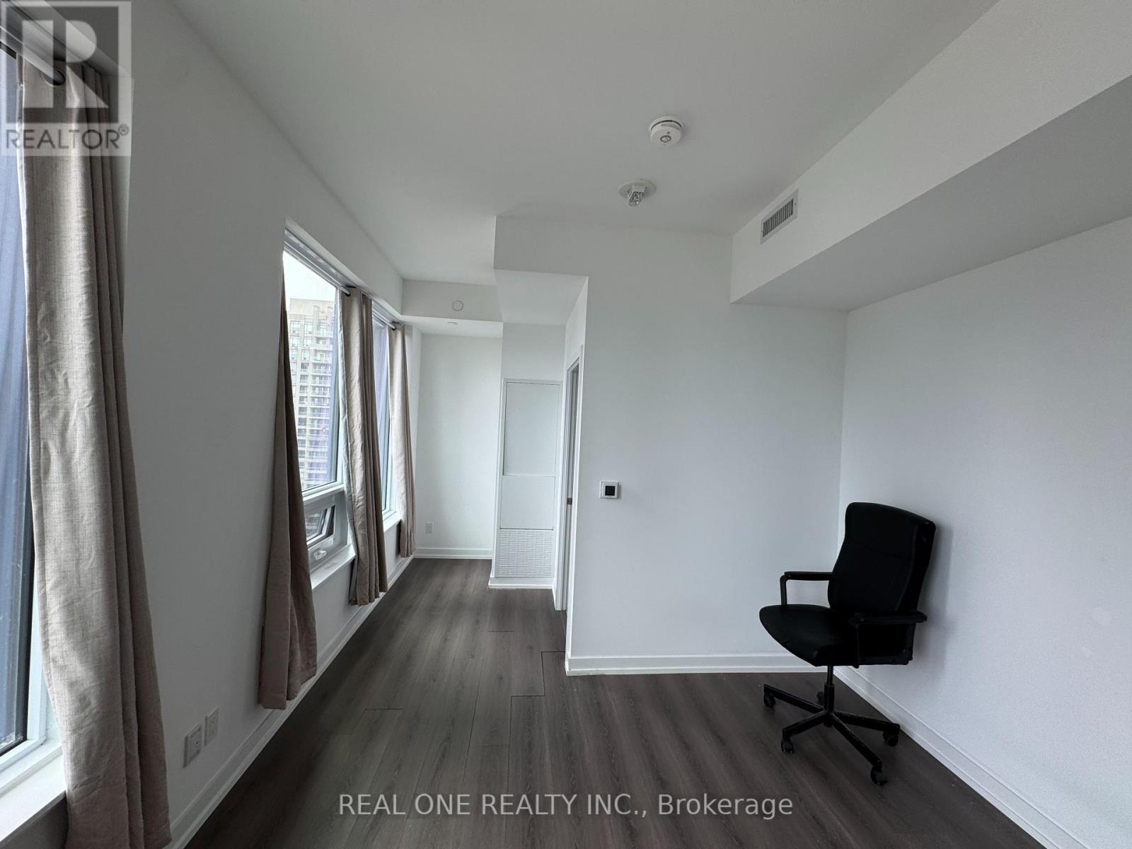 #2615 8 WELLESLEY STREET W - 7
