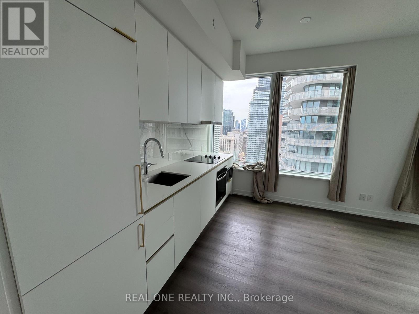 #2615 8 WELLESLEY STREET W - 6