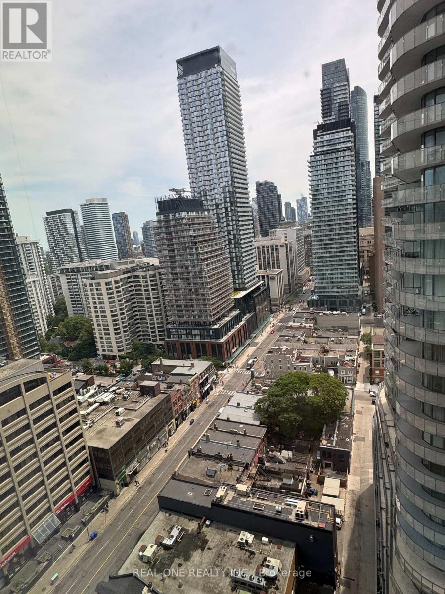 #2615 8 WELLESLEY STREET W - 8