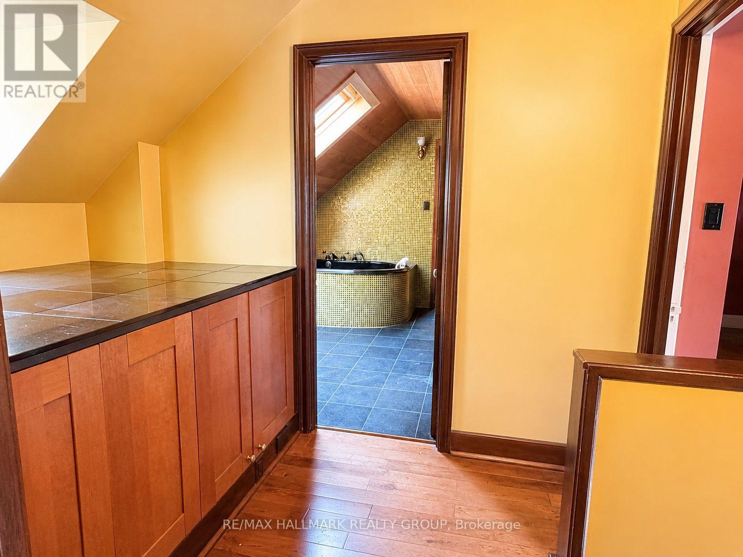 5 Bed, 4 Bath House for Rent in Ottawa – 3565 ALBION ROAD, Ottawa – MLS# X13548040 - Image 13