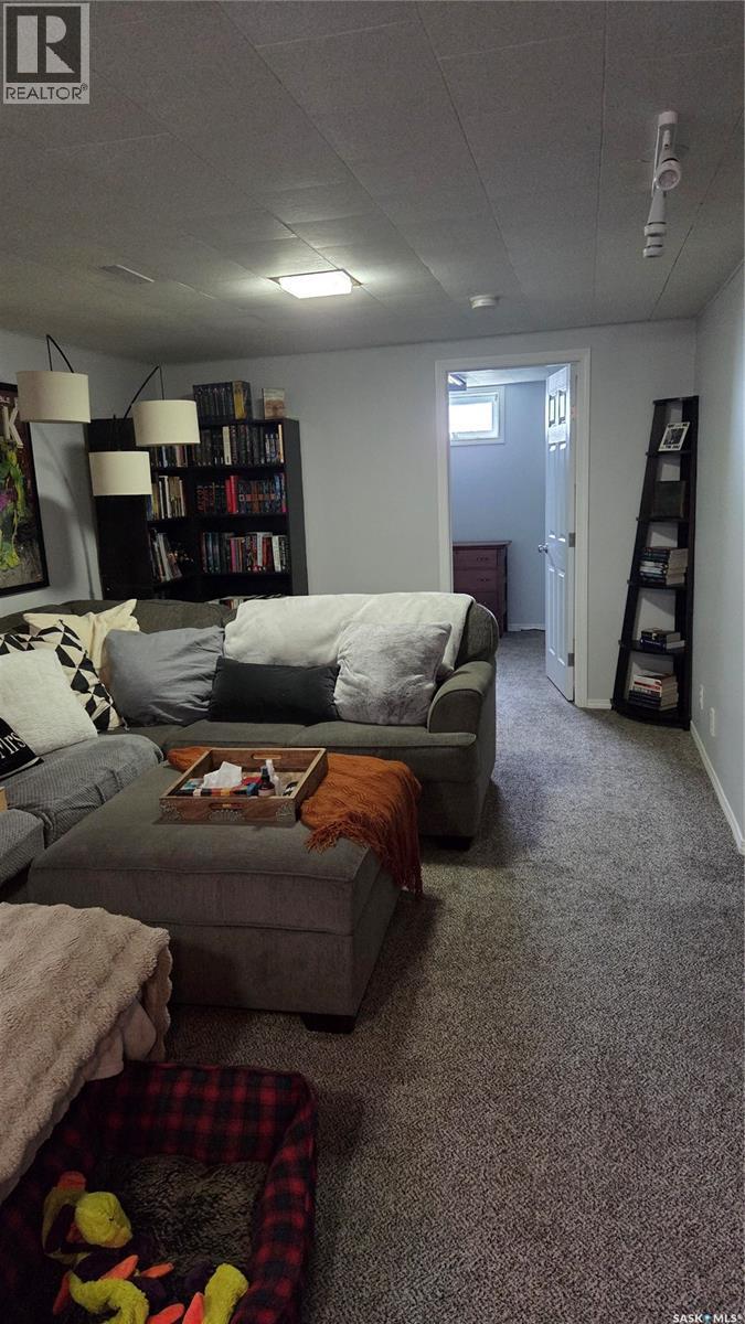 1322 Queen CRESCENT — photo 9