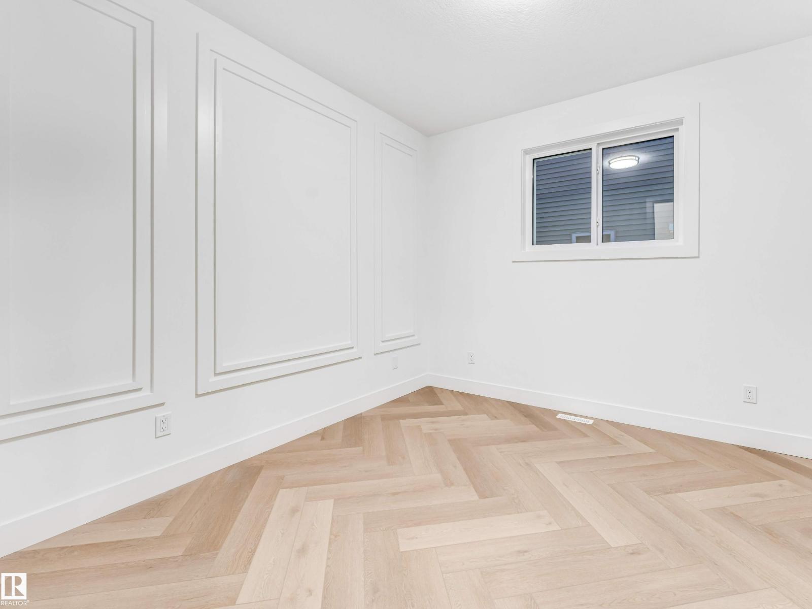 2346 63 AV NE - 11